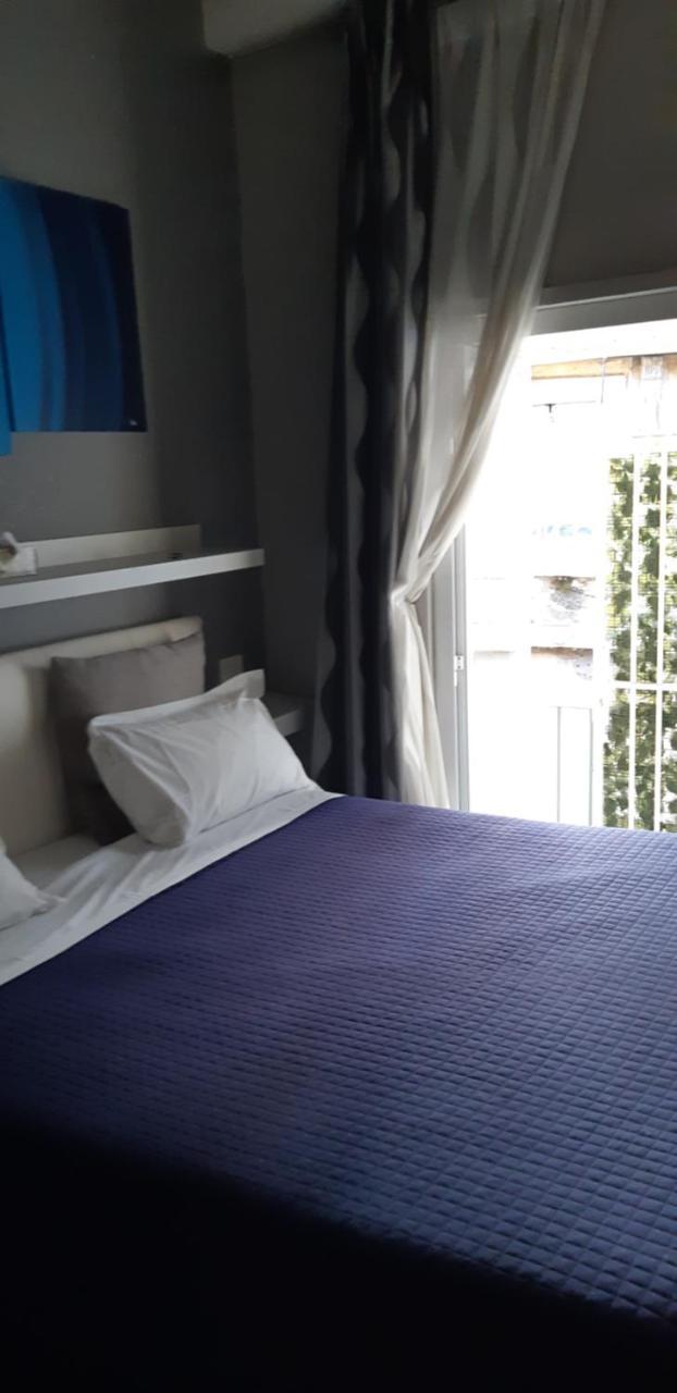 Ripetta Harbor 5*