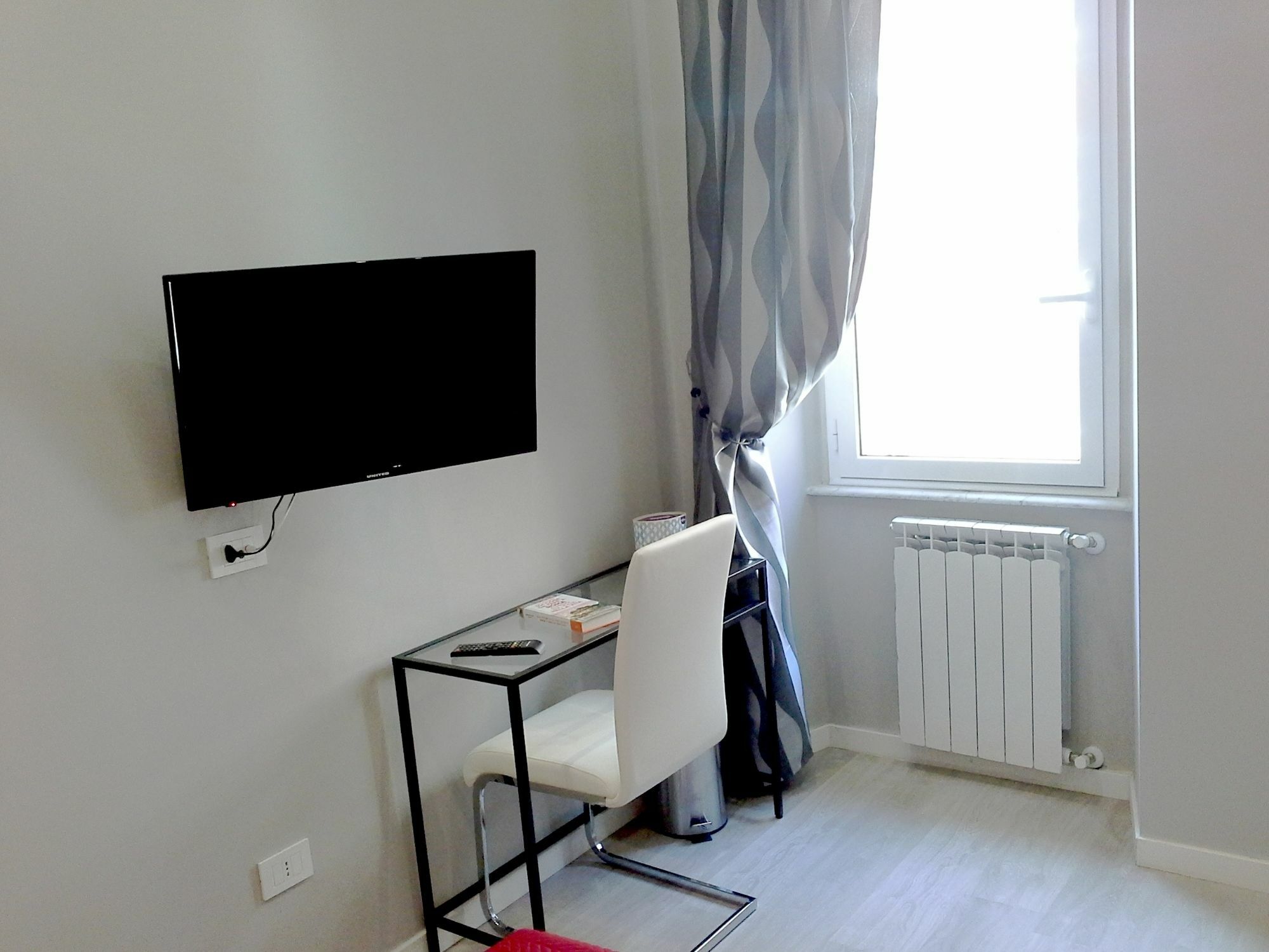 Ripetta Harbor 5*